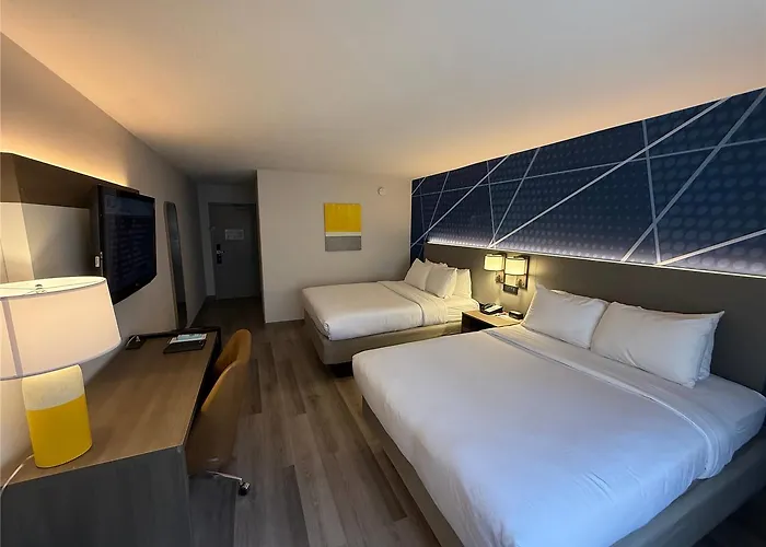 Comfort Inn & Suites Danbury-Bethel